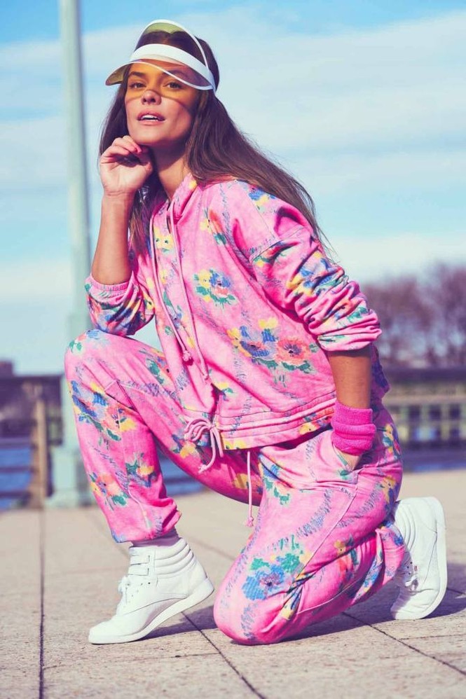 Ngắm đường cong hút mắt của mỹ nhân Đan Mạch Nina Agdal - ảnh 17