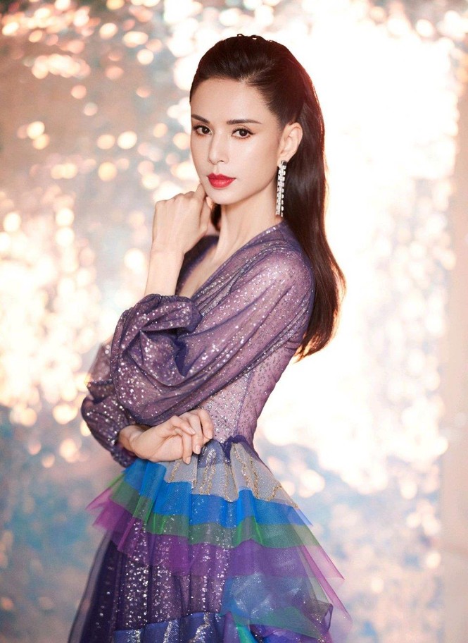 'Tiểu Long Nữ' Lý Nhược Đồng trẻ mãi không già ở tuổi 54 - ảnh 12