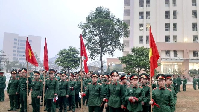 Giọt máu ấm giữa ngày đông lạnh - ảnh 105