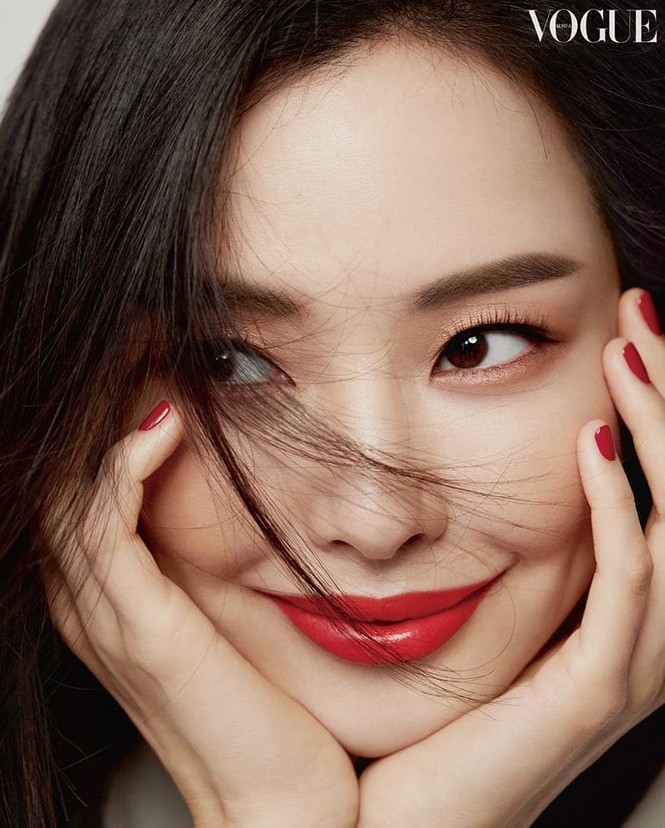 Hoa hậu đẹp nhất Hàn Quốc Honey Lee U40 vẫn độc thân quyến rũ - ảnh 3