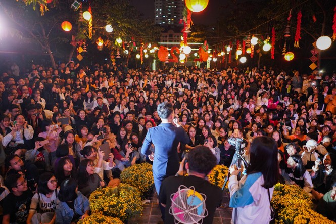 Học sinh Hà Nội gói bánh chưng tặng người nghèo - ảnh 11