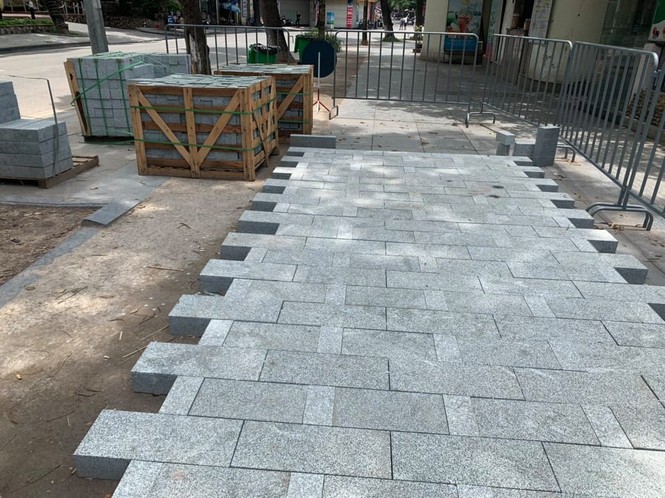 kè hồ gươm, hà nội, lát đá, vỉa hè, hồ hoàn kiếm, phạm tuấn long, phó chủ tịch - ảnh 1