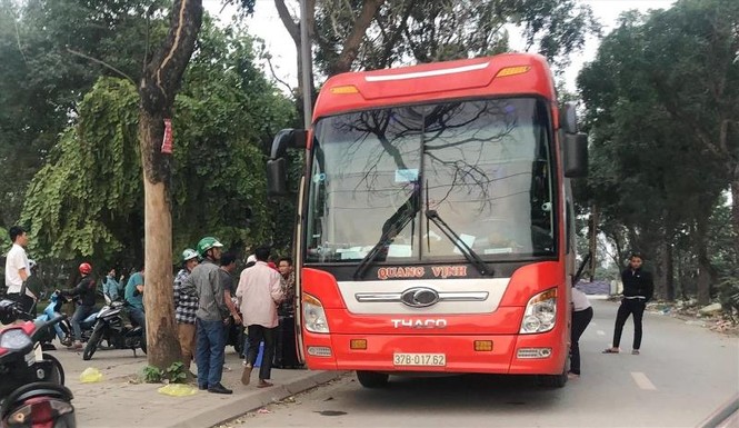 Xác minh xe khách 45 chỗ, 'nhồi nhét' 150 người dịp Tết - ảnh 1