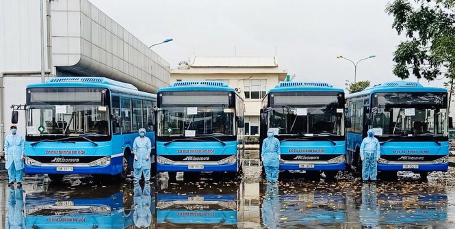 Tâm sự của tài xế xe buýt đưa người hết cách ly về địa phương - ảnh 2