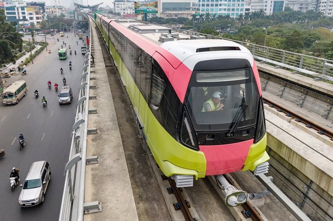 Lộ diện tàu metro Nhổn - ga Hà Nội lăn bánh - ảnh 5