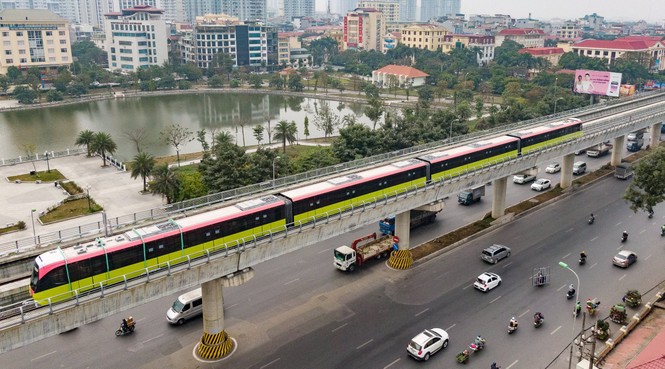 Lộ diện tàu metro Nhổn - ga Hà Nội lăn bánh - ảnh 6