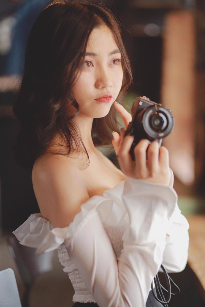 Hot girl sử dụng mạng xã hội để tạo tên tuổi - ảnh 2