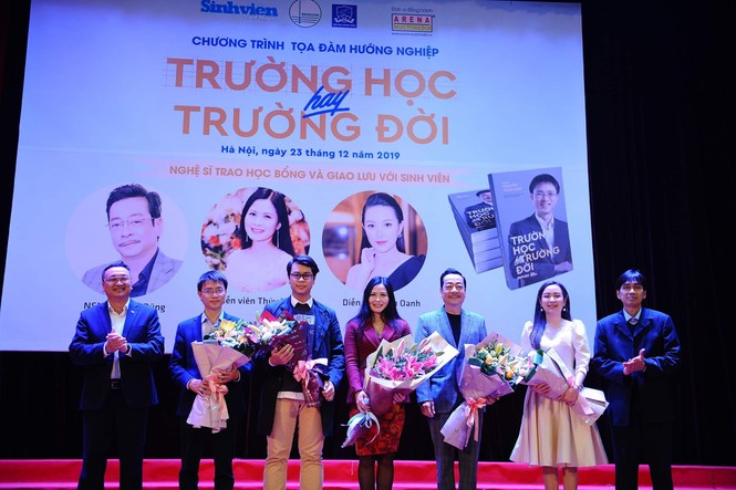 Hiệu trưởng nhiều trường đại học tiếc thương NSND Hoàng Dũng - ảnh 1