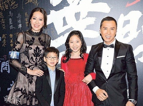 'Diệp Vấn' ngoài đời cũng khéo léo 'nịnh vợ' như trên phim - ảnh 2