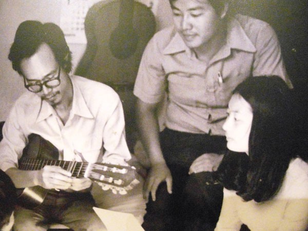 'Nhìn Thanh Tùng chật vật ngồi xe lăn mà ứa nước mắt' - ảnh 1