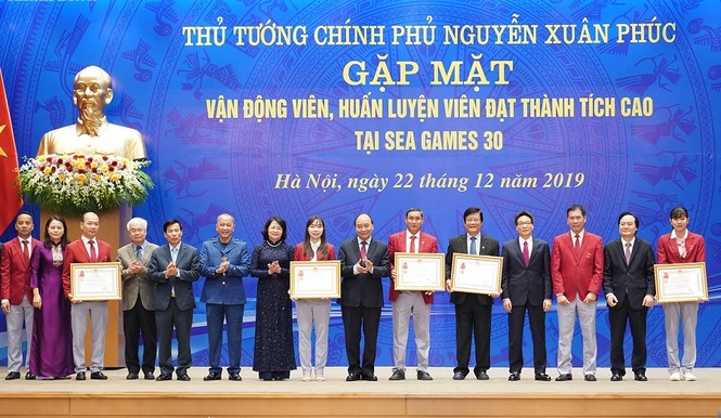 Lan tỏa tinh thần, khát vọng trong thể thao vào kinh tế, xã hội - ảnh 1