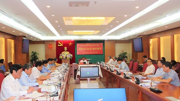 Kỷ luật 2 trung tướng và 6 đại tá liên quan quản lý đất đai, tài sản công - ảnh 1