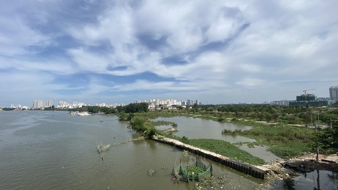 Những mái nhà trơ trọi giữa Thủ Thiêm - ảnh 1