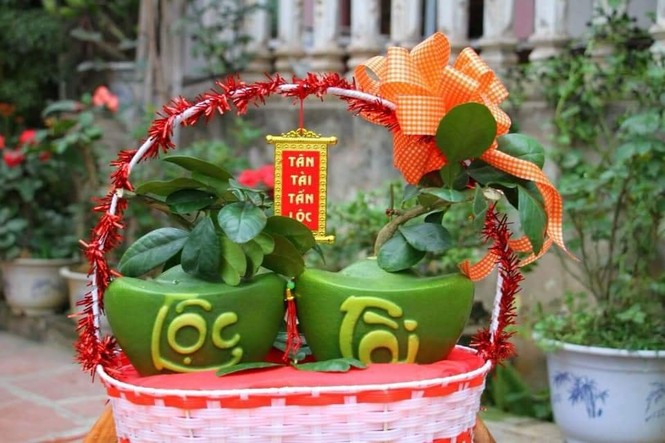Độc đáo quả bưởi nổi chữ may mắn hút khách - ảnh 7