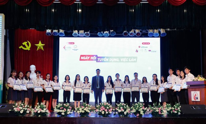 ĐH Công nghiệp TP.HCM - ảnh 2