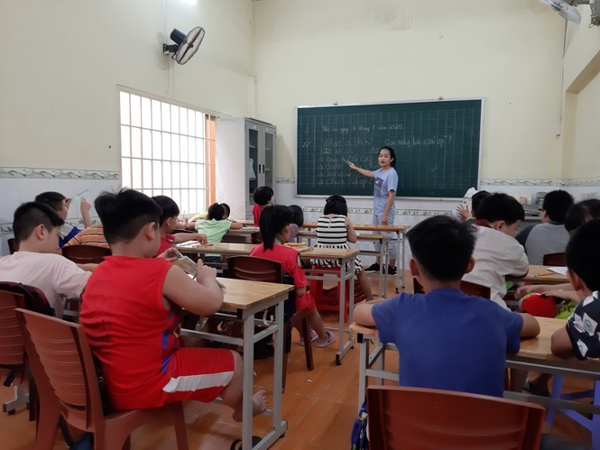 Trường học Phổ cập - ảnh 1
