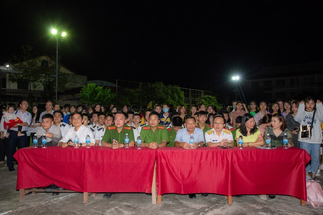 Dạ hội chào năm 2021 - ảnh 4