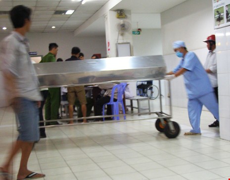 Mâu thuẫn lúc nhậu, 1 người bị đâm chết - ảnh 1