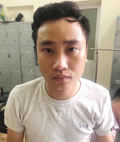 13 cô gái được giải cứu khỏi tiệm massage kích dục ở Sài Gòn - ảnh 1