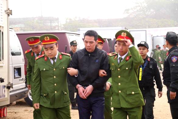 Các bị cáo đồng loạt 'chỉ điểm' kẻ chủ mưu, Bùi Văn Công 'phản cung' - ảnh 1