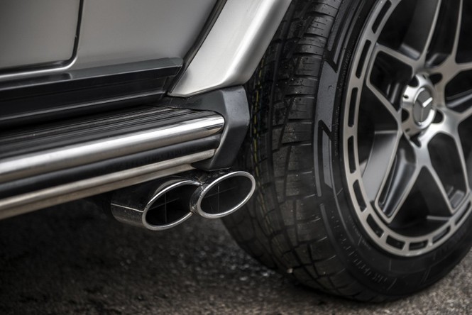 Mercedes-Benz G-Class đời 2002 rao bán gần 2 tỷ đồng - ảnh 7