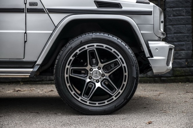 Mercedes-Benz G-Class đời 2002 rao bán gần 2 tỷ đồng - ảnh 6