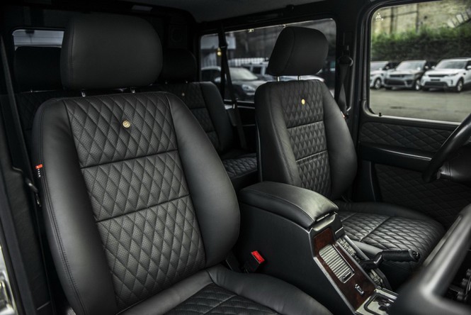 Mercedes-Benz G-Class đời 2002 rao bán gần 2 tỷ đồng - ảnh 8