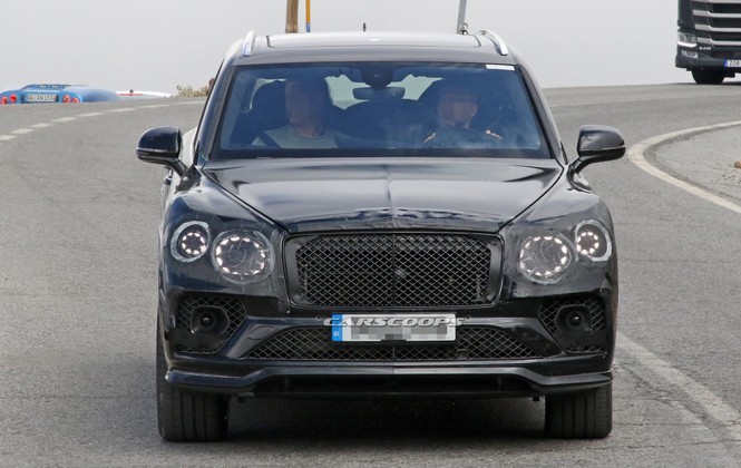 Bentley Bentayga mới lộ nhiều hình ảnh chạy thử - ảnh 1