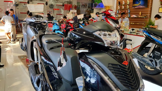 Đại lý hét giá Honda SH chênh gần 30 triệu đồng - ảnh 2