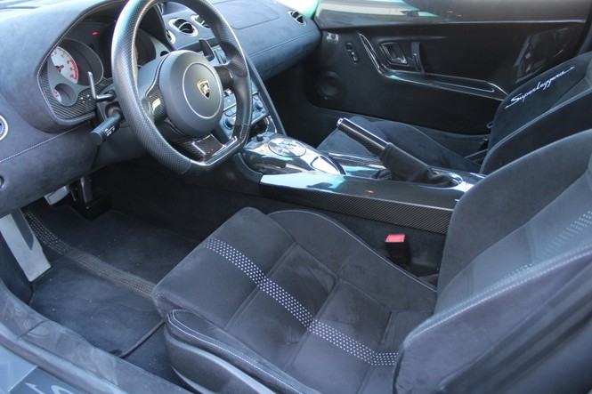 Siêu xe Lamborghini Gallardo Superleggera 2008 được đấu giá 1,8 tỷ đồng - ảnh 13
