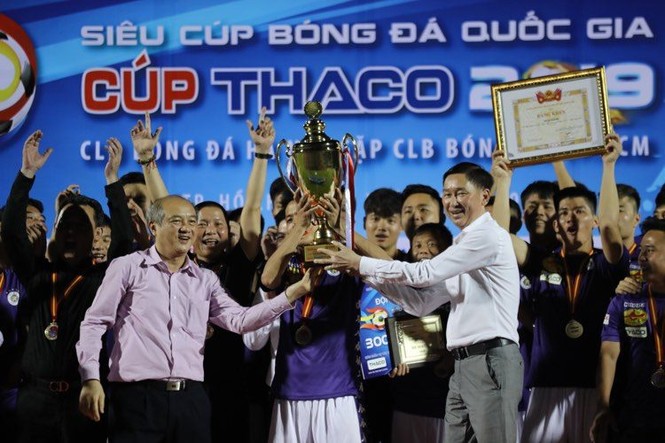 Khoảnh khắc Hà Nội FC nhận Siêu cúp Quốc gia - ảnh 5