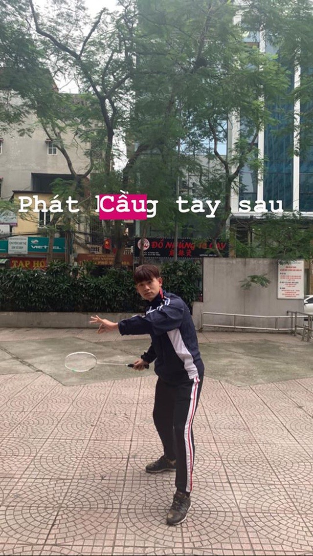 Nam sinh gây 'sốt mạng' với tuyển tập bài học thể dục online mùa dịch - ảnh 6