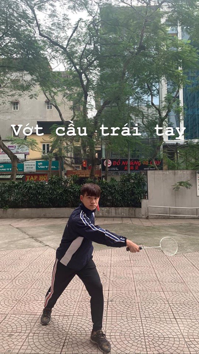 Nam sinh gây 'sốt mạng' với tuyển tập bài học thể dục online mùa dịch - ảnh 7