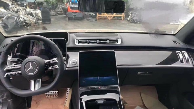 Hình ảnh rò rỉ Mercedes S-Class thế hệ mới với nội thất lạ lẫm - ảnh 2
