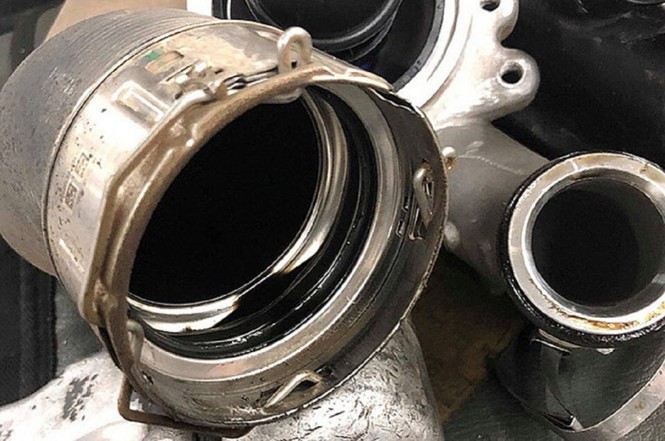 Xe Ford bị chảy dầu tiếp tục được khắc phục tại Việt Nam - ảnh 1