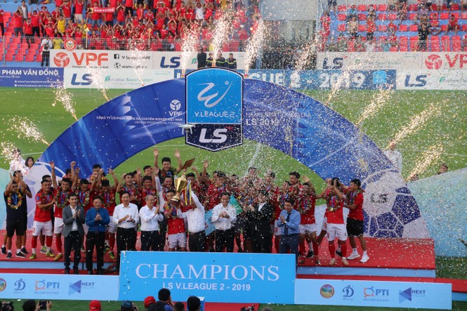 Hồng Lĩnh Hà Tĩnh đăng quang chức vô địch Giải hạng nhất quốc gia 2019 - ảnh 1