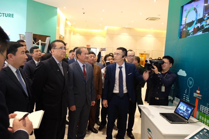 Phái đoàn triều tiên đến thăm Viettel - ảnh 6