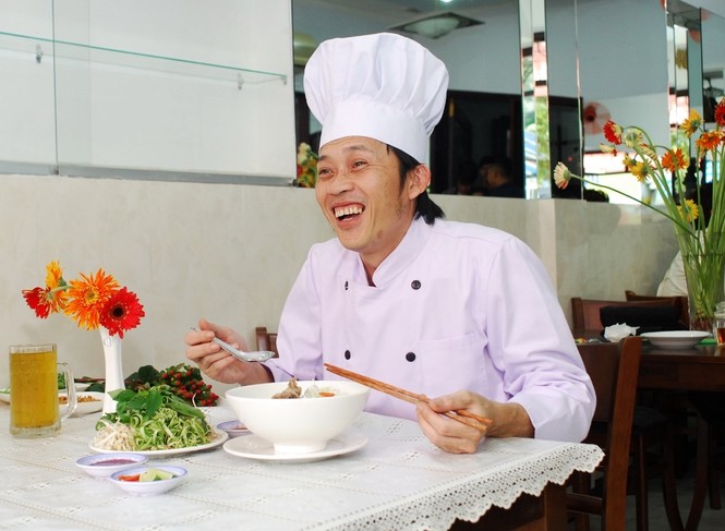 Danh hài Hoài Linh bỏ showbiz vì mải mê bán bún? - ảnh 2