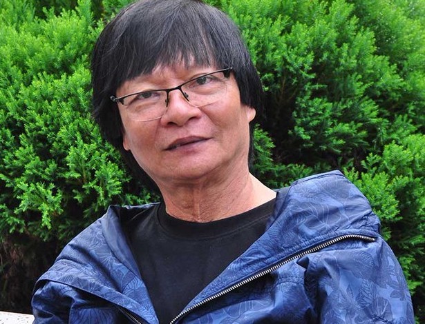 Nhà văn Đoàn Thạch Biền tặng bản quyền toàn bộ những tác phẩm cho Công ty Huyền Đức - ảnh 2
