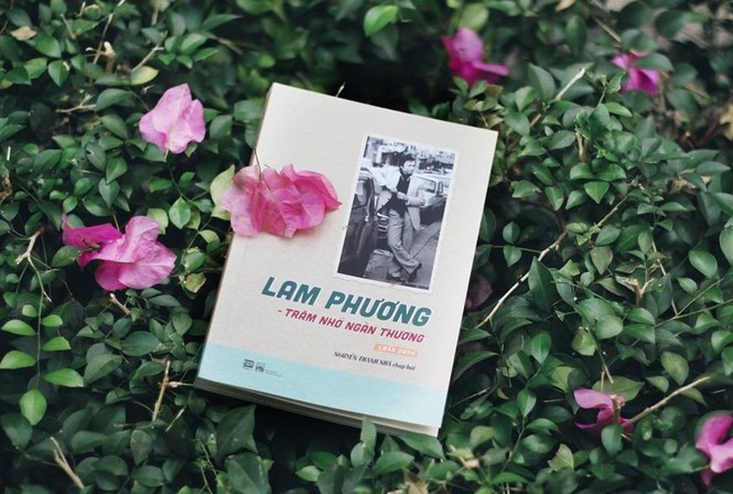 Nhạc sĩ Lam Phương đang chữa bệnh ở Mỹ, xúc động nhận được sách viết về mình - ảnh 1