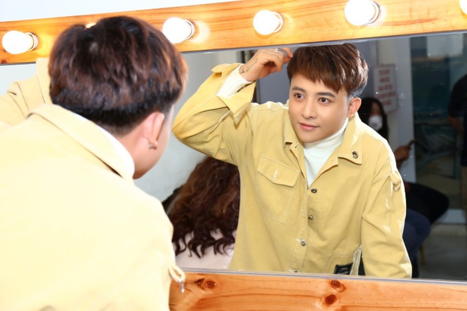 Hotboy Henry Ngọc Thạch đi hát với cát-xê 80 ngàn đồng còn bị ép mất show - ảnh 2