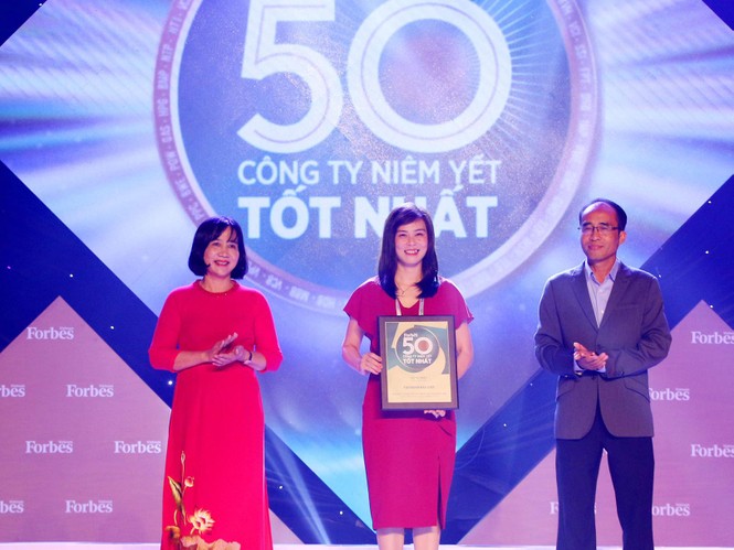 Bảo Việt 8 năm lọt Top 50 công ty niêm yết tốt nhất năm 2020 - ảnh 1