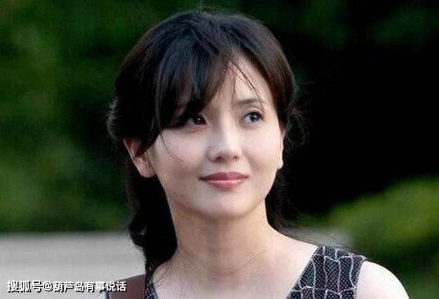 Đệ nhất mỹ nữ, tài sắc hơn người: Thủ tiết thờ chồng 10 năm, chung thủy nhất showbiz - ảnh 1