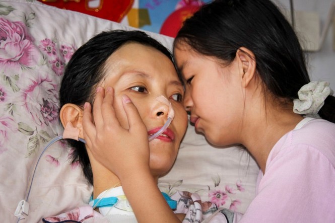 Cảm động bé gái 11 tuổi nhặt phế liệu gom tiền giành tặng bố mẹ lễ thất tịch đáng nhớ - ảnh 6