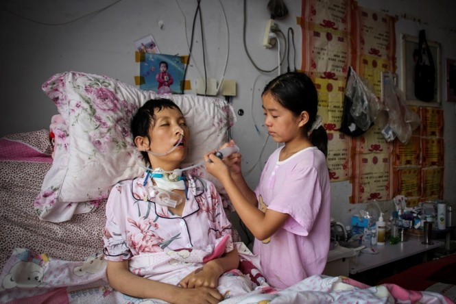 Cảm động bé gái 11 tuổi nhặt phế liệu gom tiền giành tặng bố mẹ lễ thất tịch đáng nhớ - ảnh 7