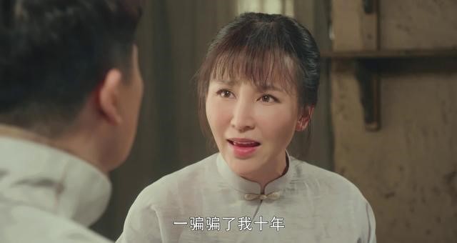 Nổi tiếng làng giải trí Hoa Ngữ: Tiểu thuyết ngôn tình 27 năm khiến giới trẻ
