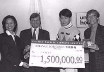 “Nam thần” gây quỹ cho 80 triệu trẻ em, được cấp hộ chiếu LHQ, phá kỷ lục Guinness - ảnh 4