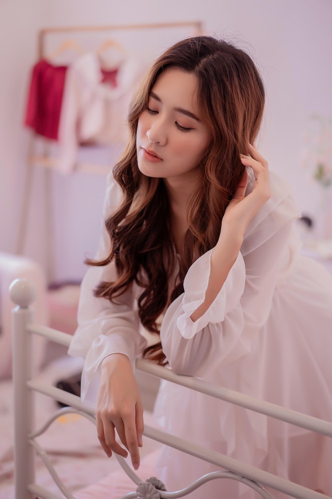 Diệu Linh – cô mẫu ảnh đam mê hội họa và ước mơ trở thành giảng viên mỹ thuật - ảnh 7