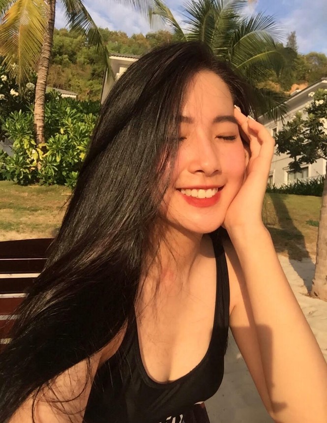 Nữ sinh ngành truyền thông thành thạo 3 ngoại ngữ, gây sốt với vẻ đẹp “thần tiên tỷ tỷ” - ảnh 6