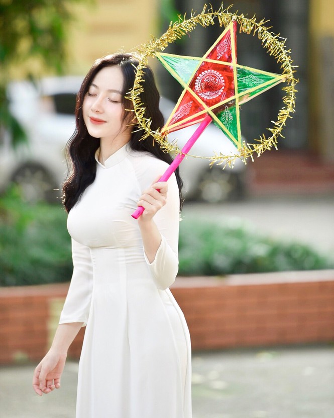 Nữ sinh báo chí đam mê ca hát, trưởng thành từ những khó khăn - ảnh 9